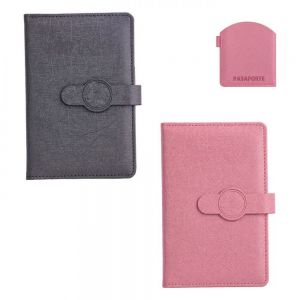 PORTAPASAPORTE ZORO personalizada
